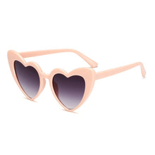ZXWLYXGX 2018 New Fashion Love Heart Sunglasses Women cute sexy retro Cat Eye Vintage cheap Sun Glasses red female