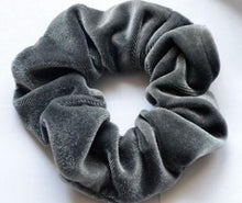 Free Shipping women's winter velvet hair Scrunchies Hair Tie Hair Accessories Ponytail Holder Hair